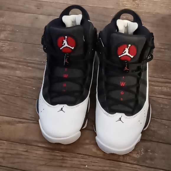 Jordans shoes - Picture 1 of 4